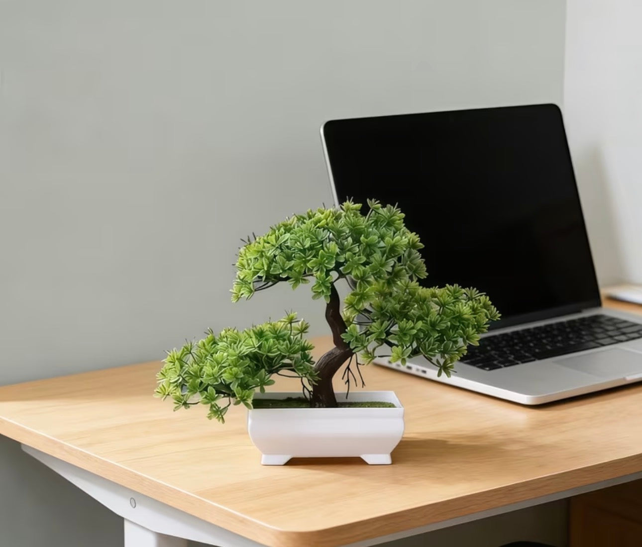 Arbre en pot artificiel réaliste